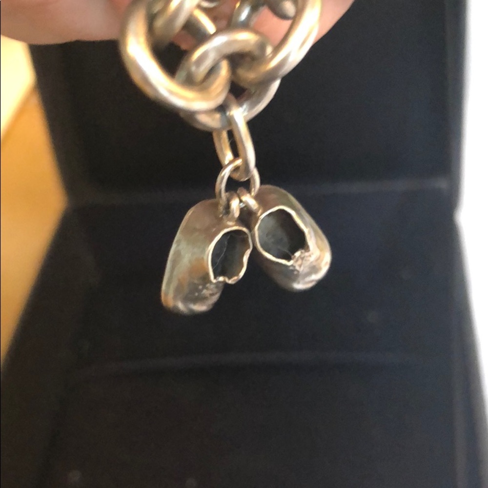 Baby Booties VINTAGE CHARM/pendant in stl silver